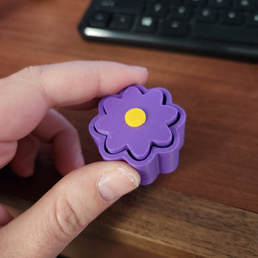 Bloom Clicker Fidget Flower – STL & 3MF Files (Single & Multi - Color) - 3D Model - Charm and Char